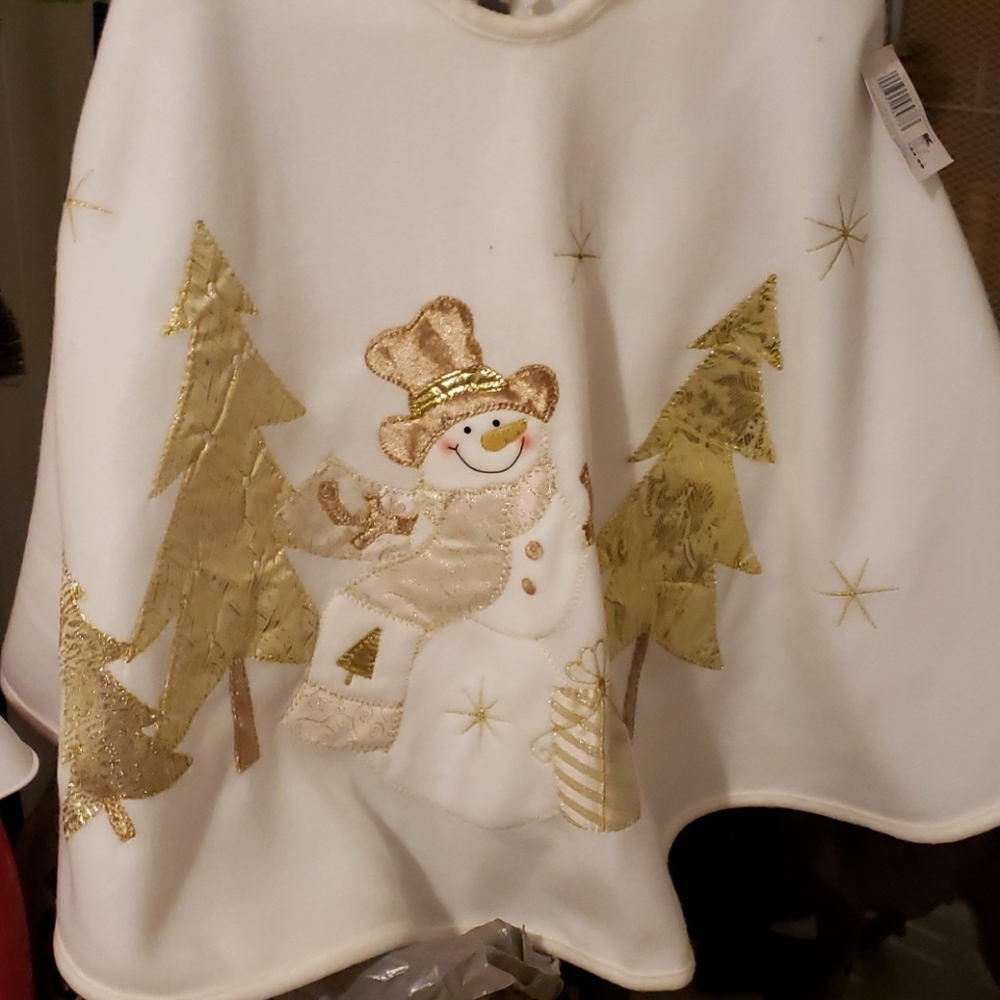 Christmas tree skirt